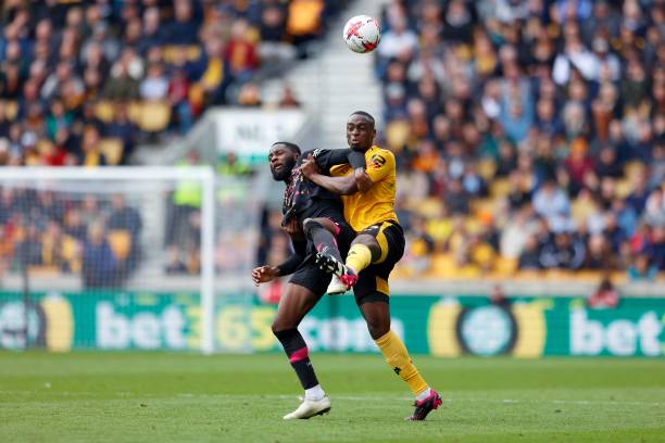 足水平的提 足水平的提